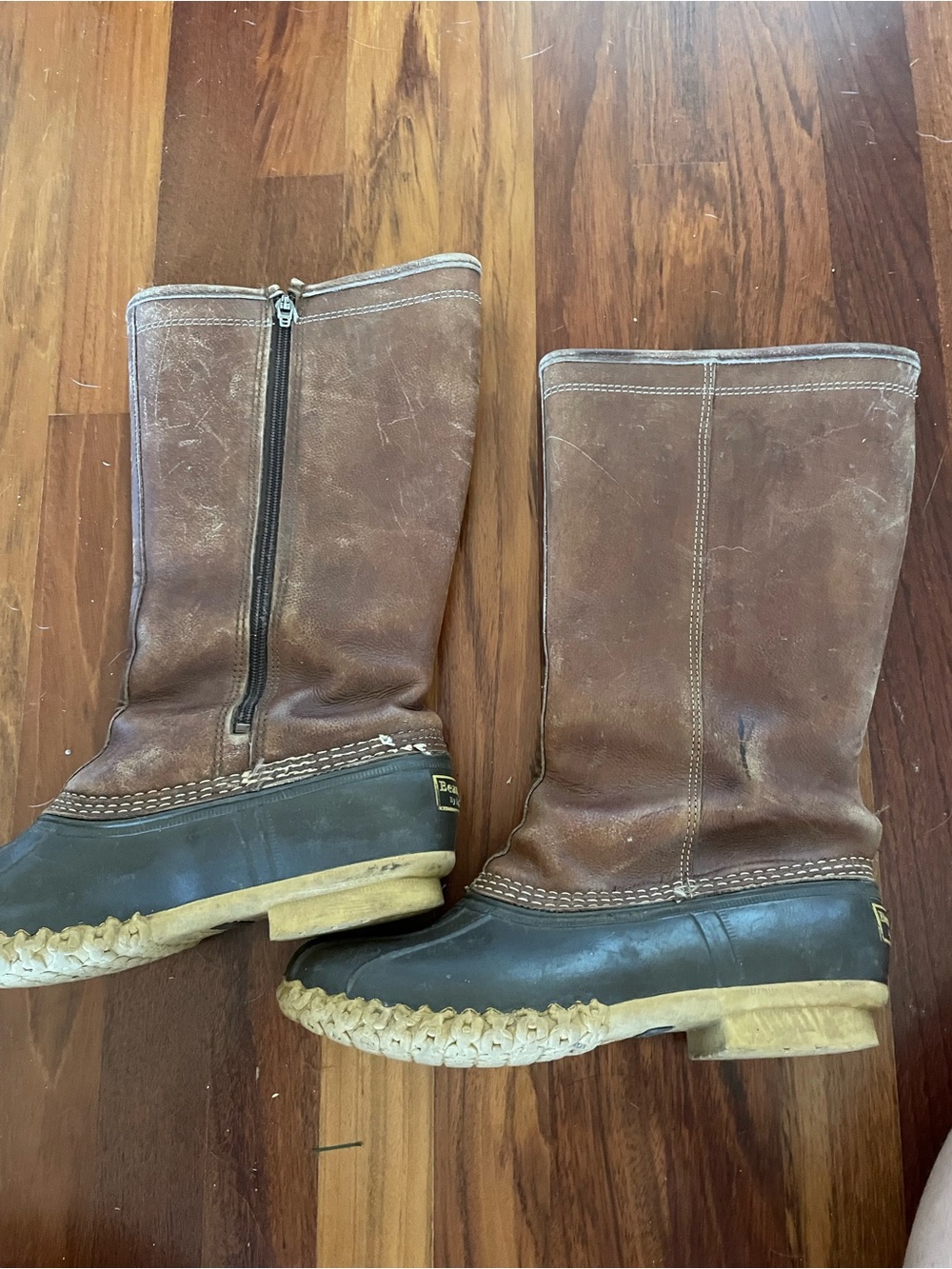 Vintage LLbean shearling zip up duck snow boots